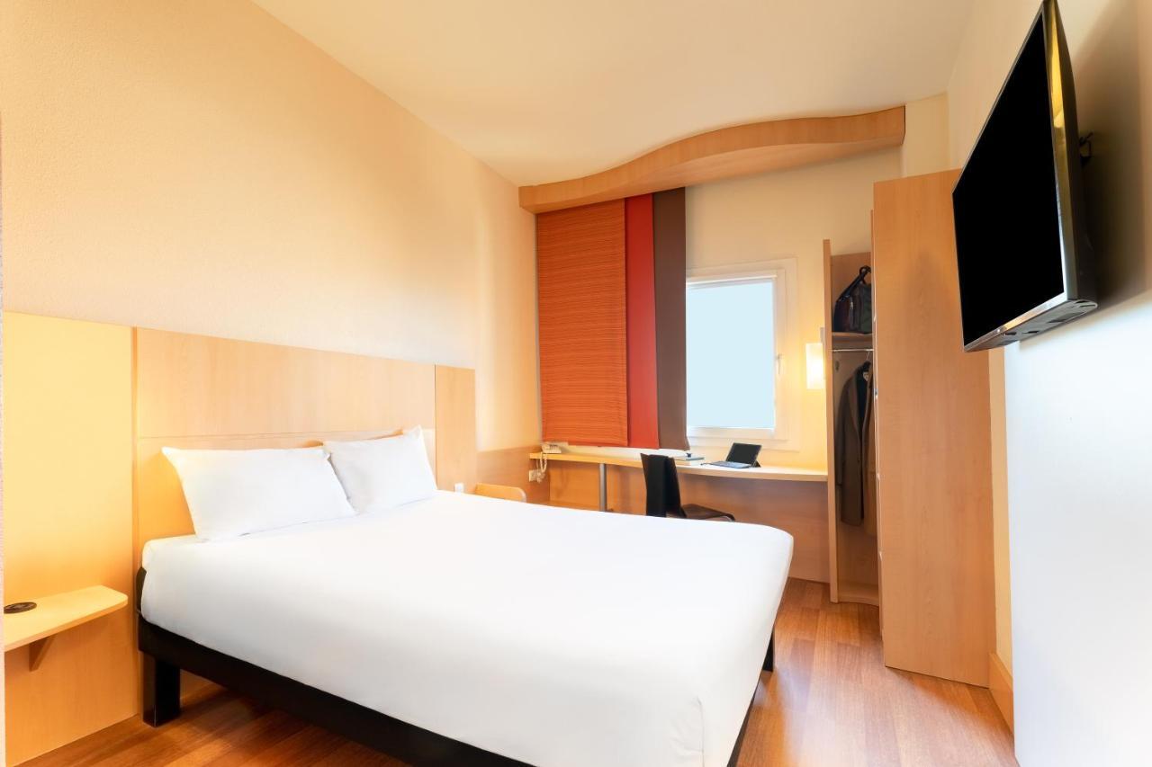 Ibis Madrid Calle Alcala Exterior photo