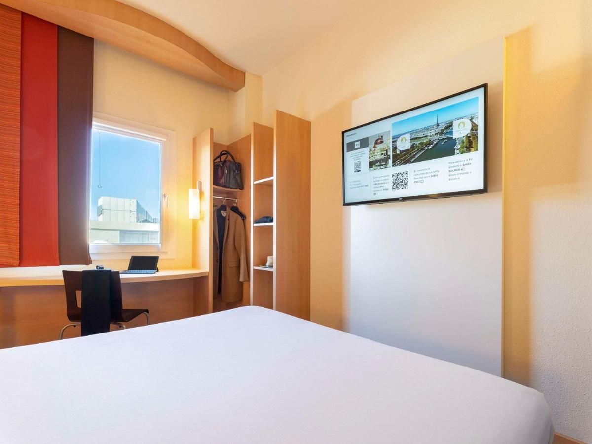Ibis Madrid Calle Alcala Exterior photo