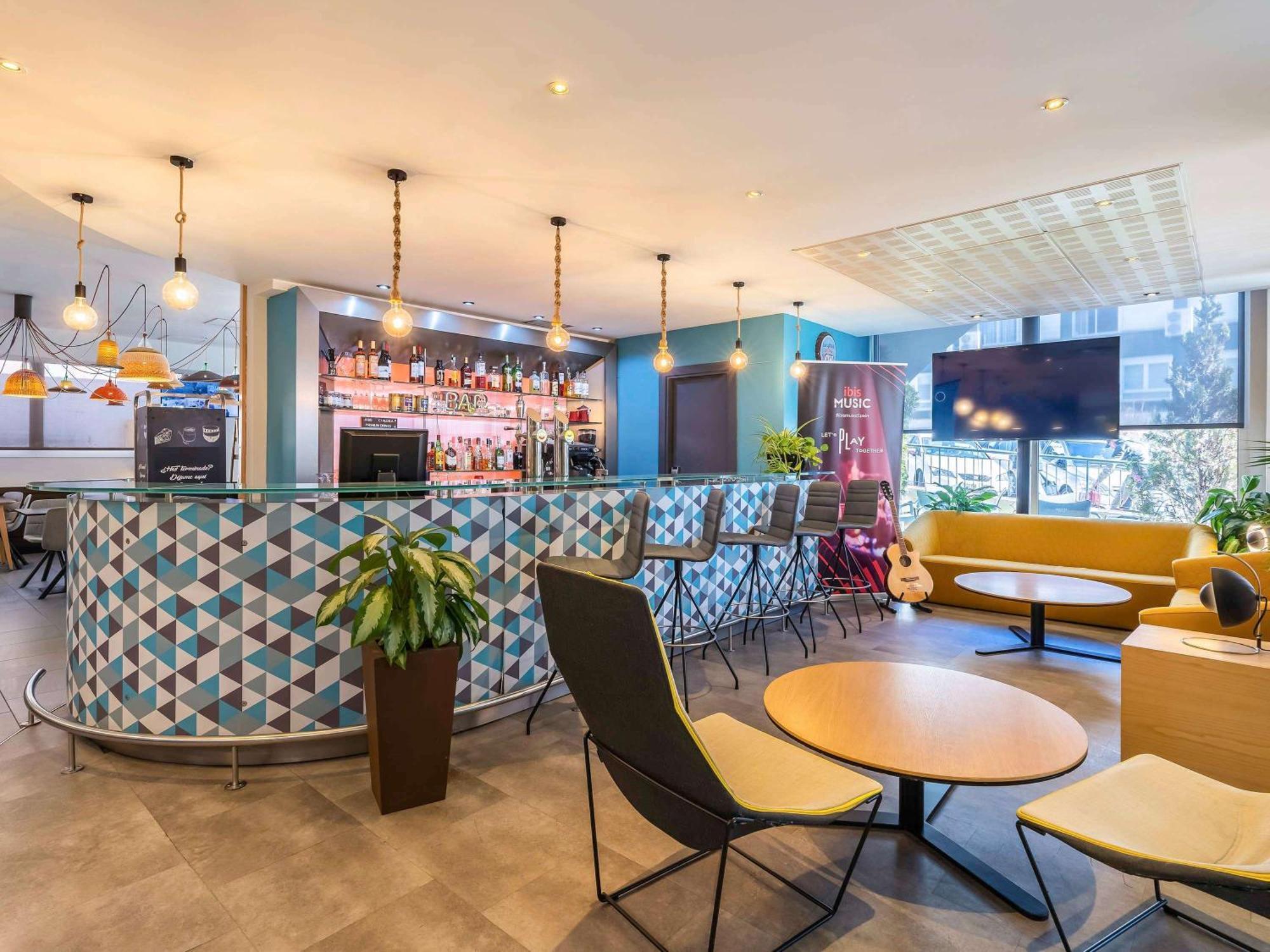 Ibis Madrid Calle Alcala Exterior photo