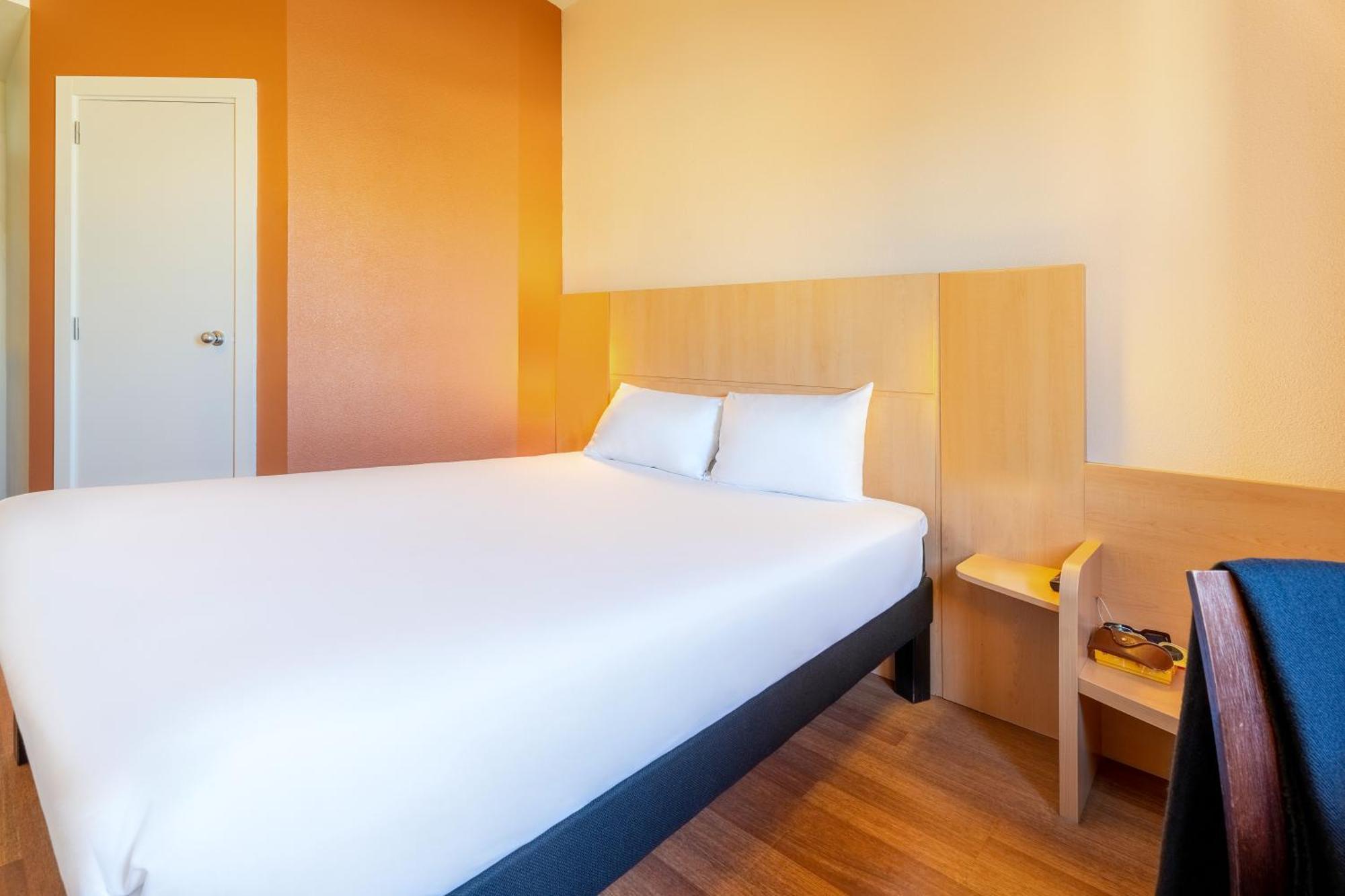 Ibis Madrid Calle Alcala Exterior photo